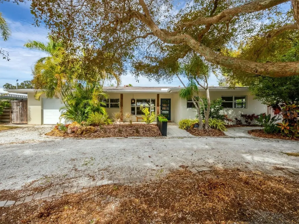2329 Siesta Drive Sarasota FL 34239