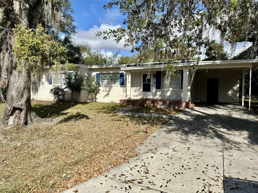 819 W Portage Street Kissimmee FL 34741