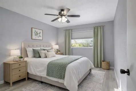 350 79th Avenue N St Petersburg FL 33702
