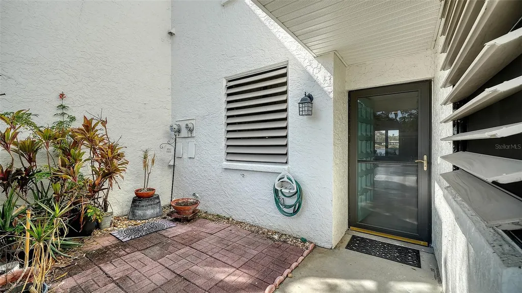 214 Lakewood Drive Bradenton FL 34210