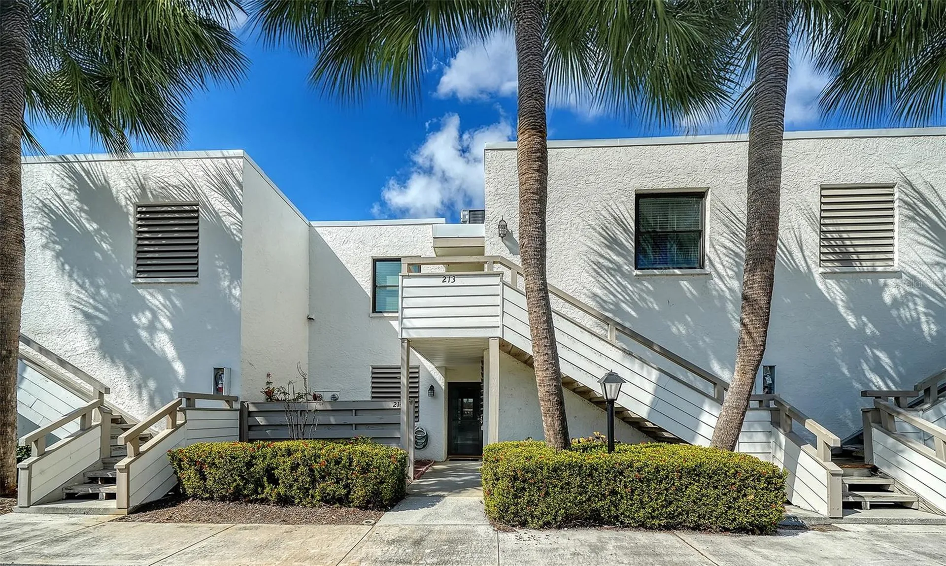 214 Lakewood Drive Bradenton FL 34210