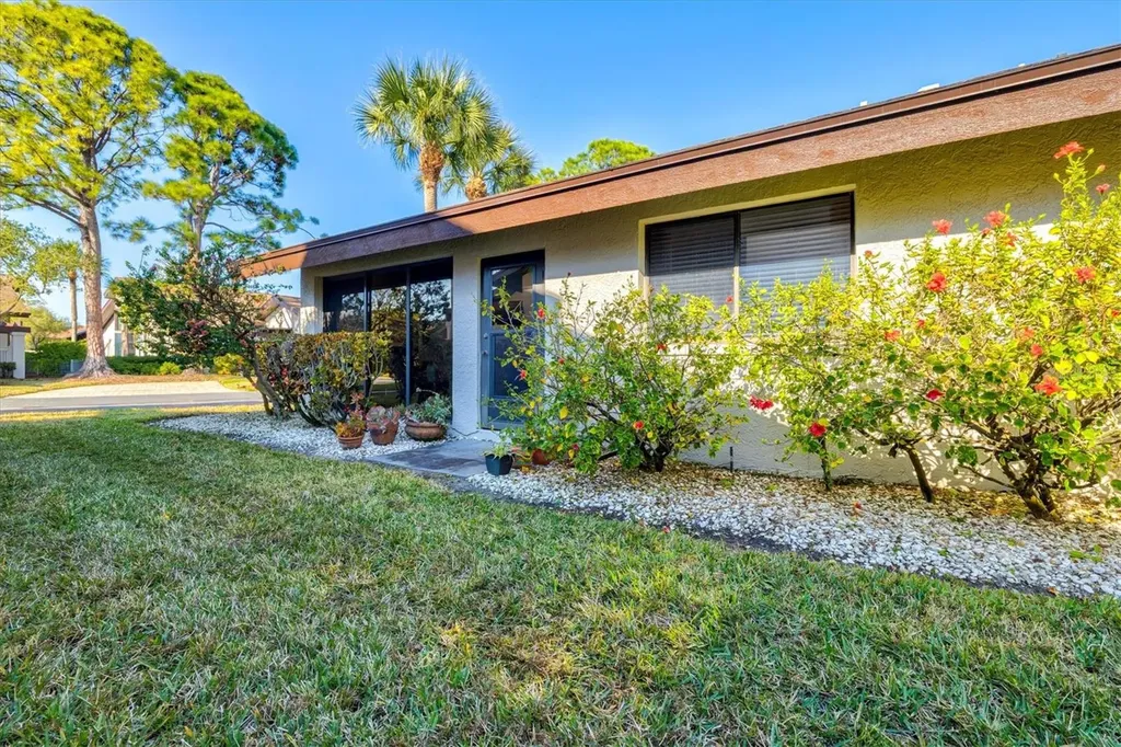 3129 Windrush Bourne Sarasota FL 34235