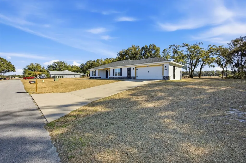 1740 NE 160th Place Citra FL 32113