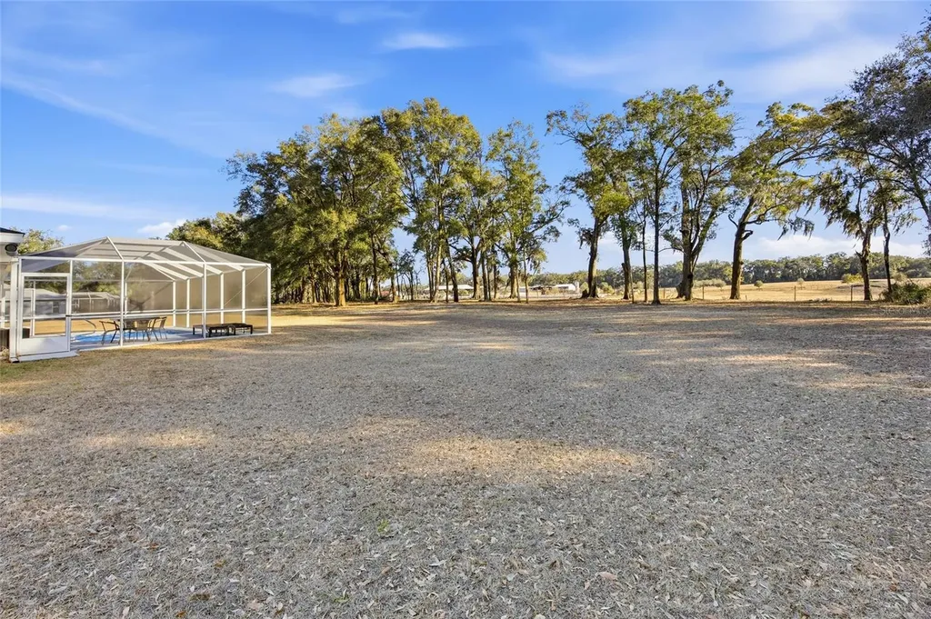 1740 NE 160th Place Citra FL 32113