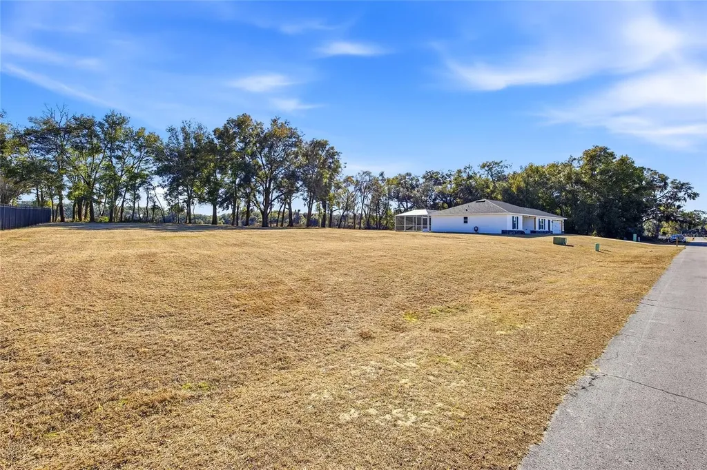 1740 NE 160th Place Citra FL 32113
