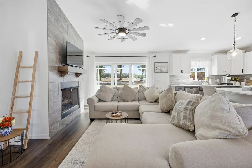 1740 NE 160th Place Citra FL 32113