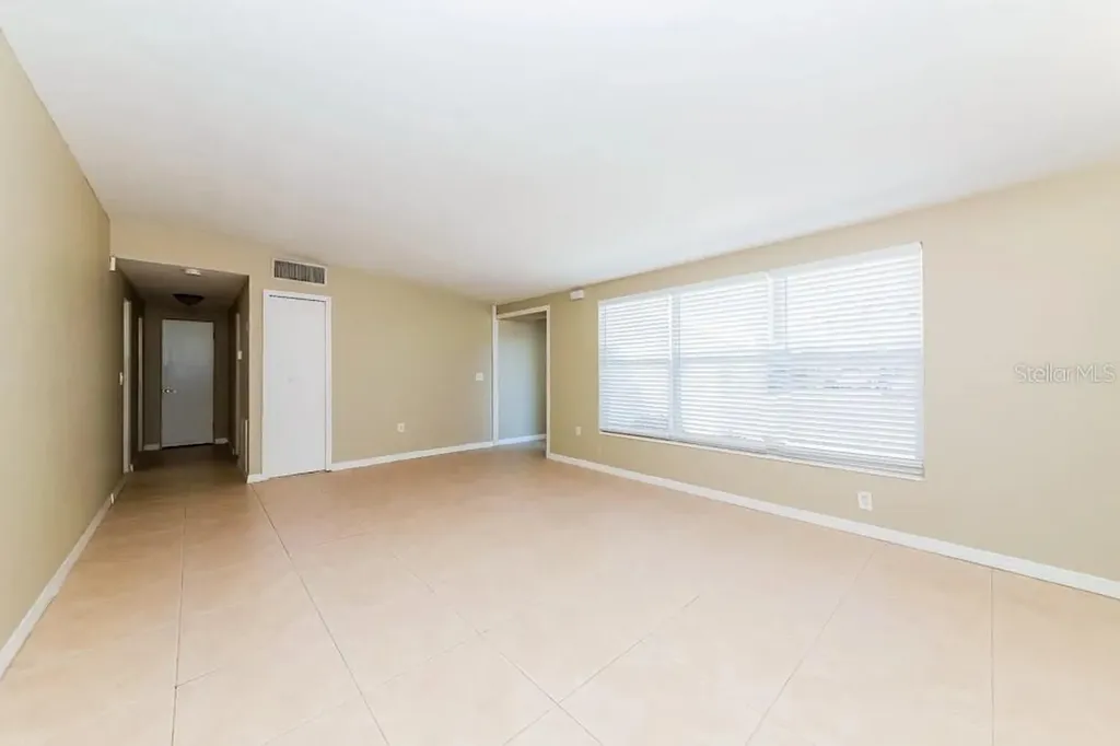 6218 Nutmeg Avenue Sarasota FL 34231