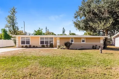 6218 Nutmeg Avenue Sarasota FL 34231