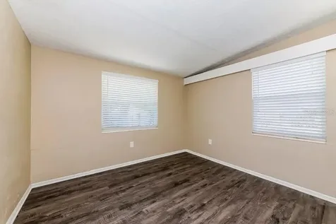6218 Nutmeg Avenue Sarasota FL 34231