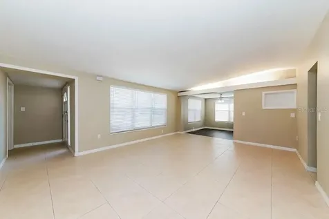 6218 Nutmeg Avenue Sarasota FL 34231