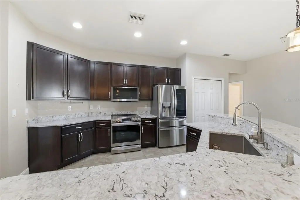 2822 Seymore Street Lakeland FL 33813