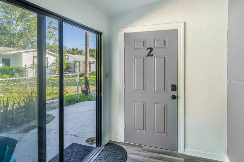 2301 Carlton Drive Orlando FL 32806