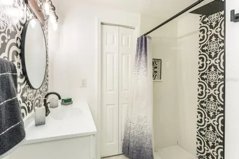 2301 Carlton Drive Orlando FL 32806