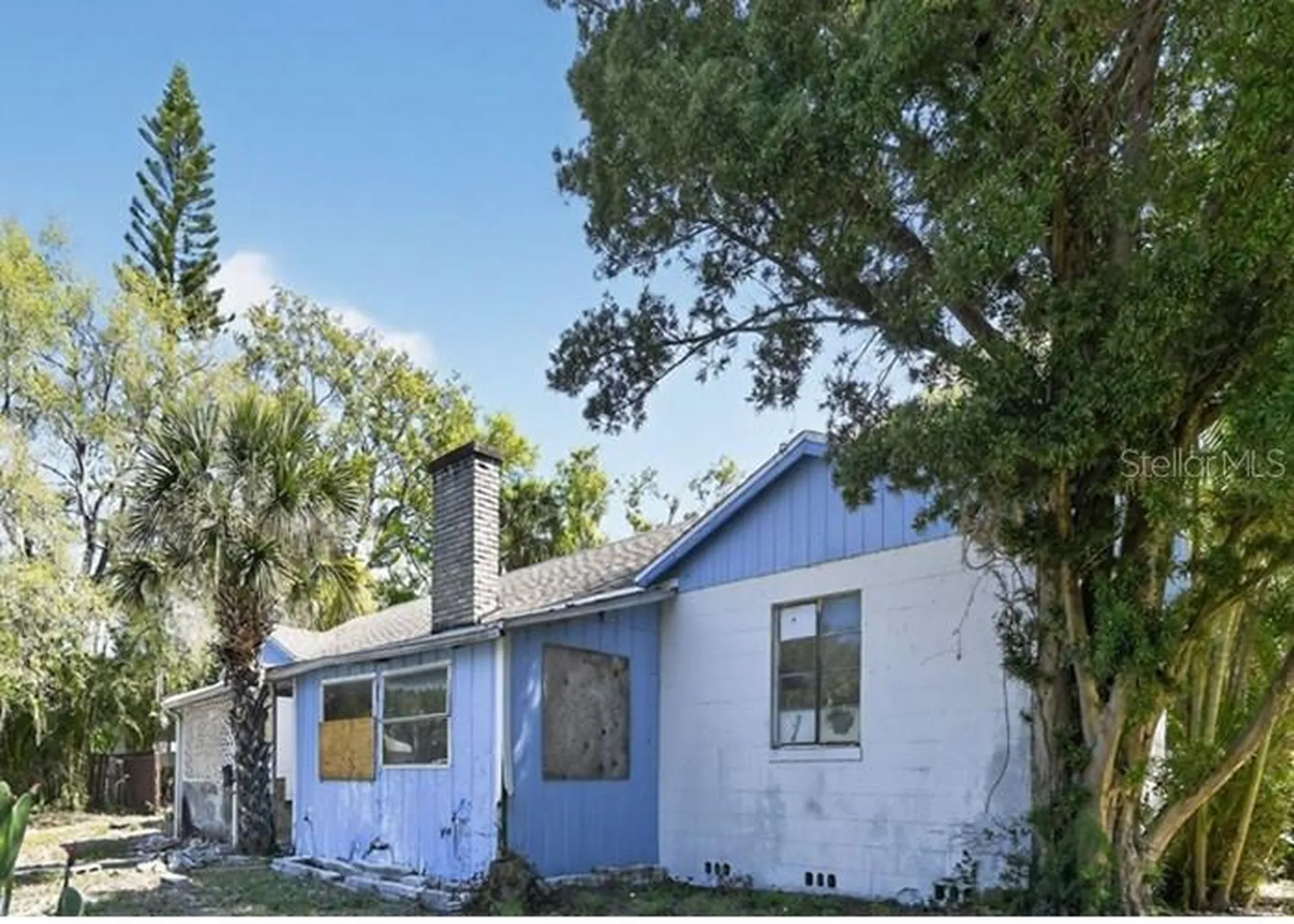 617 32nd Street W Bradenton FL 34205
