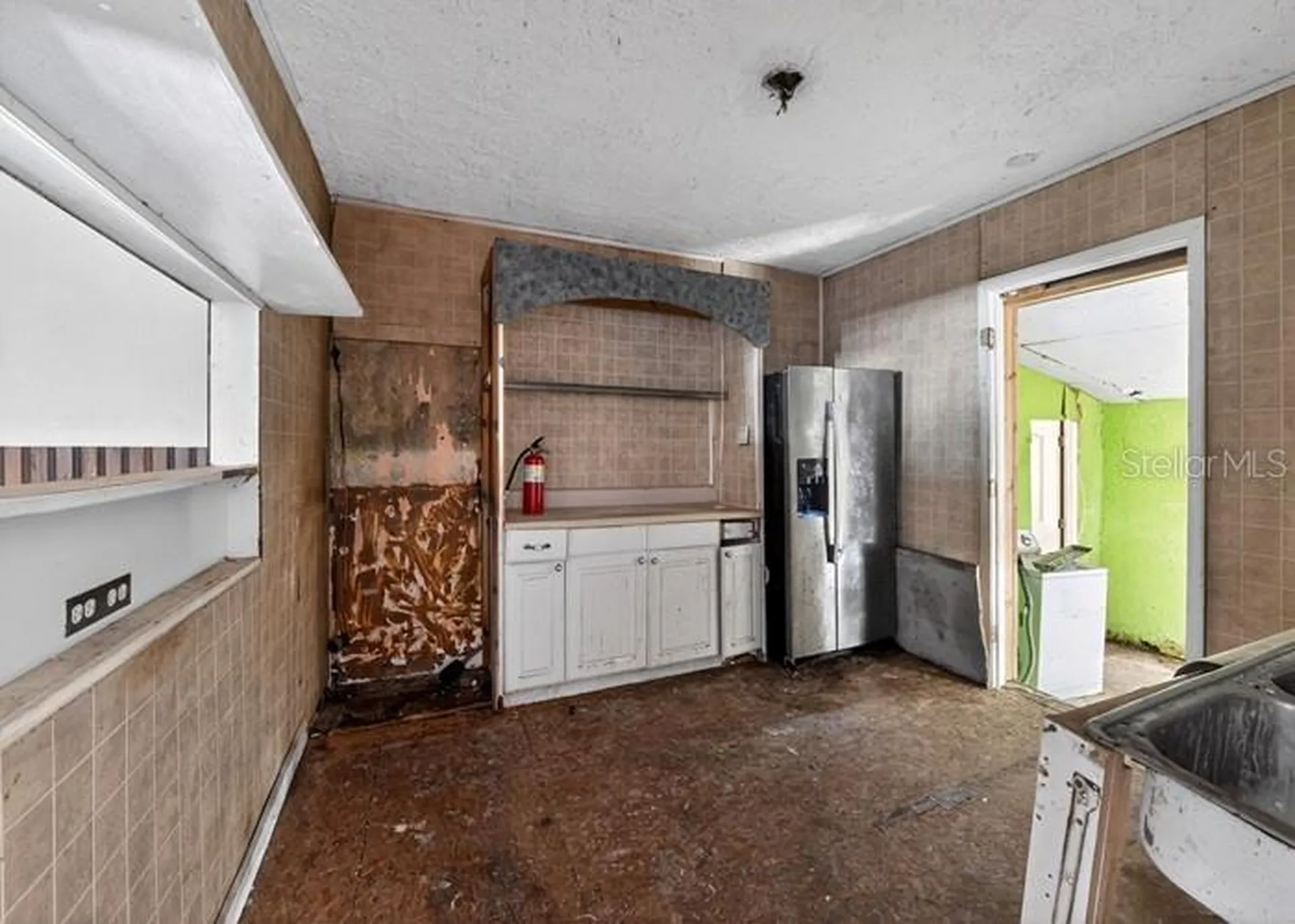617 32nd Street W Bradenton FL 34205