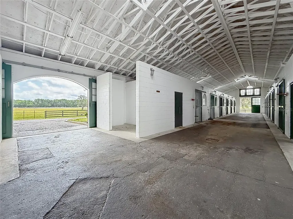 6530 SE 156th Loop Summerfield FL 34491