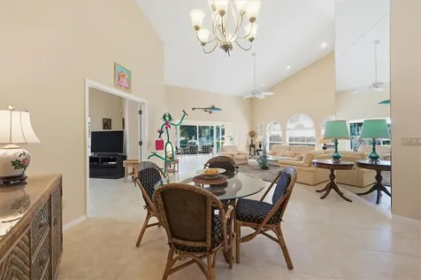 4444 Calle Serena Sarasota FL 34238