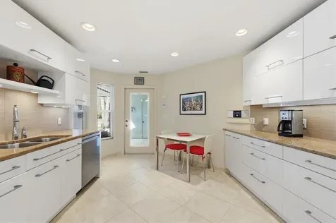 4444 Calle Serena Sarasota FL 34238