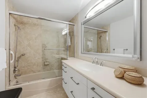 4444 Calle Serena Sarasota FL 34238