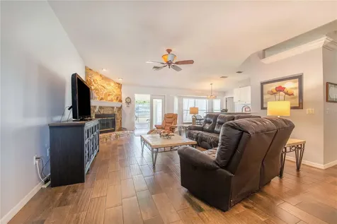 2865 Pond View Drive Haines City FL 33844