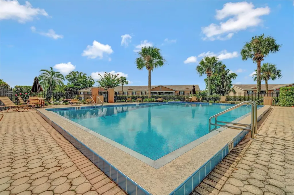 145 N Pearl Lake Causeway Altamonte Springs FL 32714