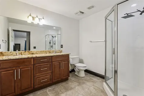 145 N Pearl Lake Causeway Altamonte Springs FL 32714