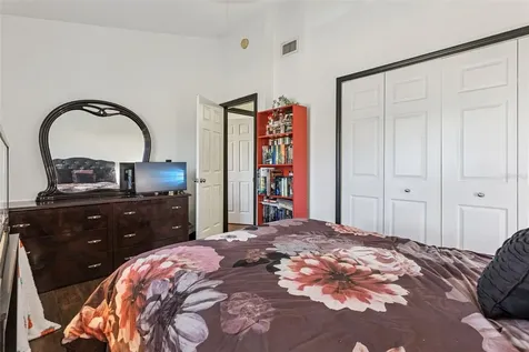 145 N Pearl Lake Causeway Altamonte Springs FL 32714