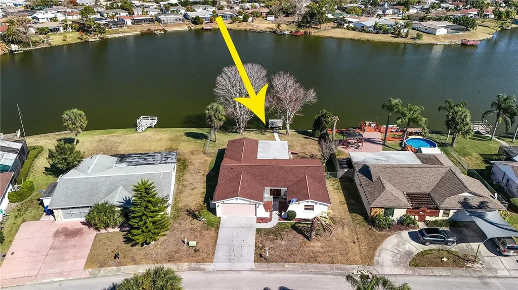 9616 Lake Christina Lane Port Richey FL 34668