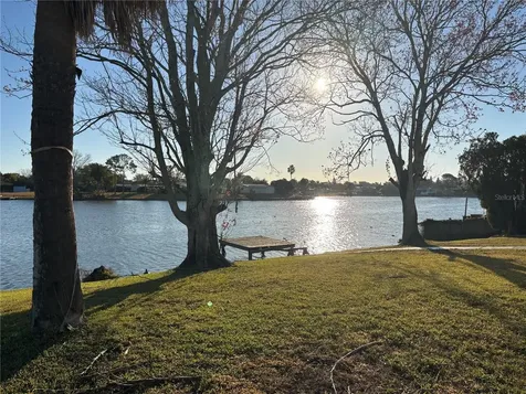 9616 Lake Christina Lane Port Richey FL 34668
