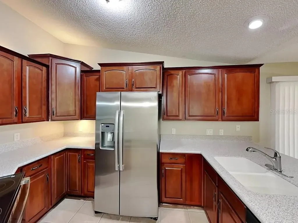 2275 Cork Oak Street E Sarasota FL 34232