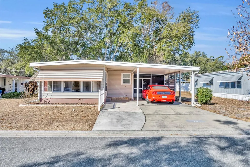 19 Hawaiian Way Leesburg FL 34788