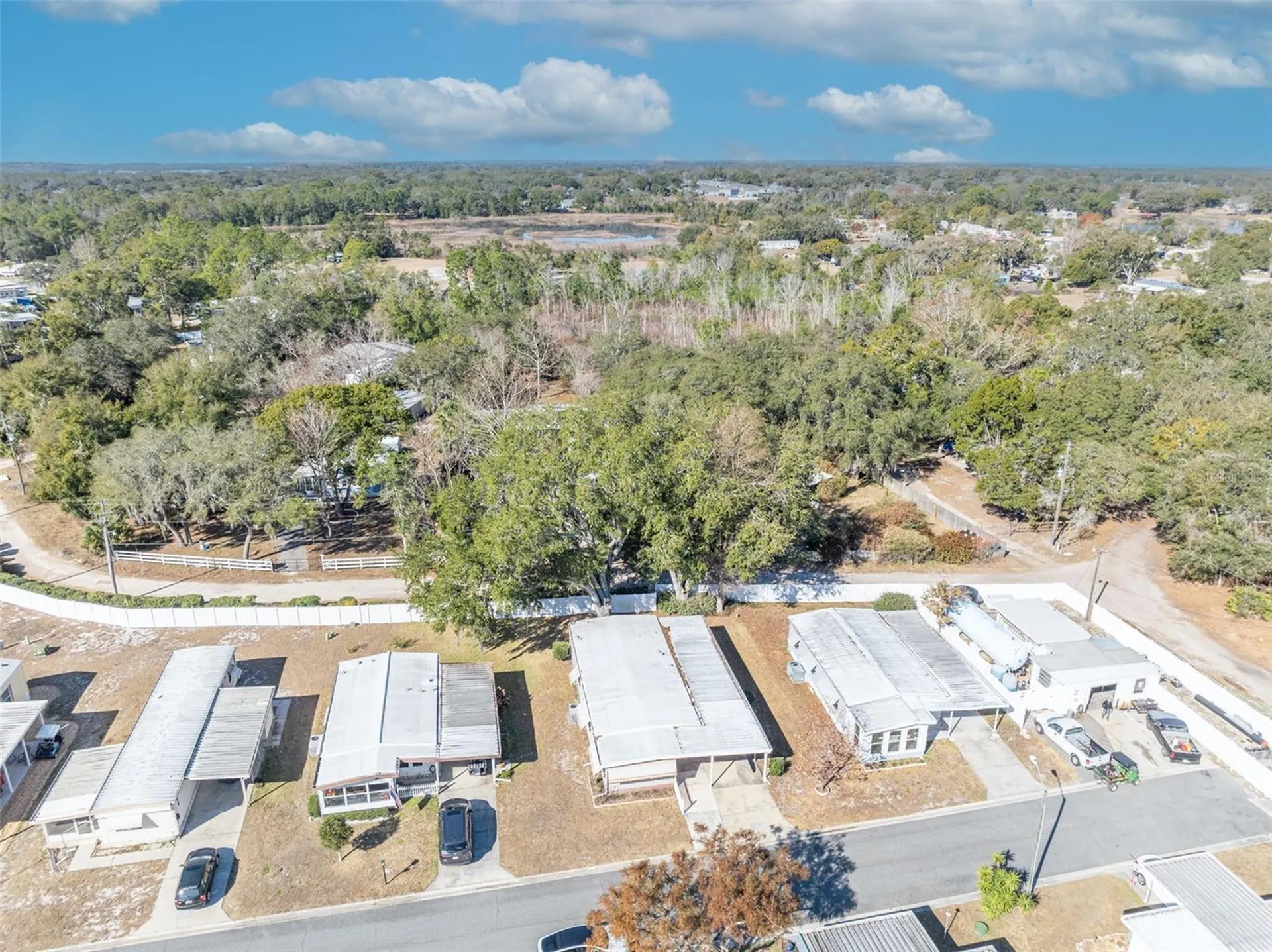 19 Hawaiian Way Leesburg FL 34788