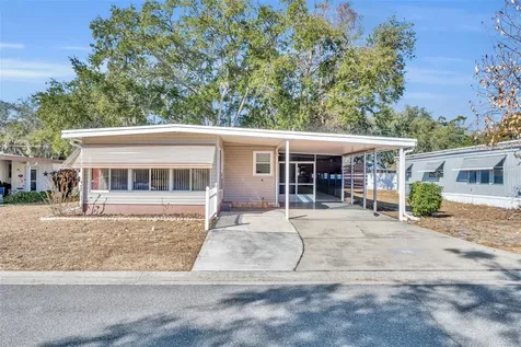 19 Hawaiian Way Leesburg FL 34788