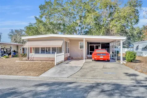 19 Hawaiian Way Leesburg FL 34788