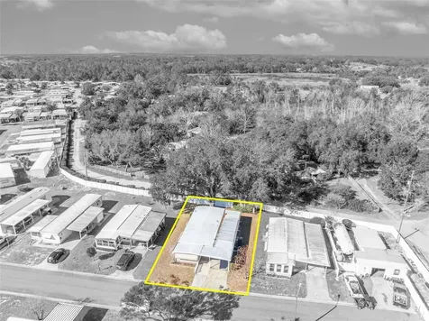 19 Hawaiian Way Leesburg FL 34788