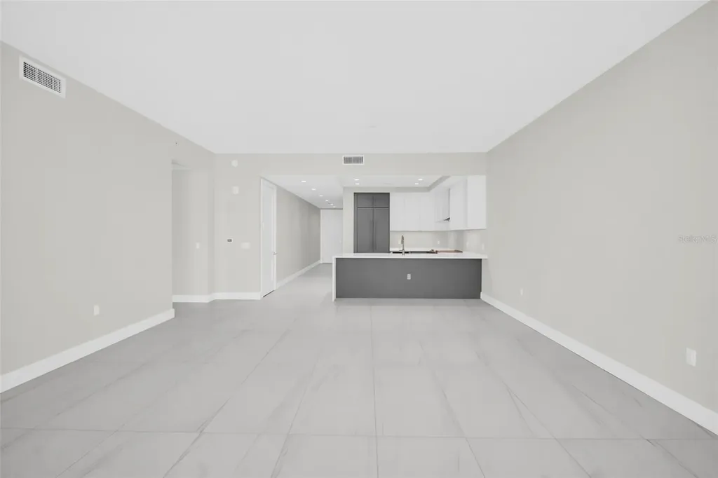 275 1st Avenue S St Petersburg FL 33701