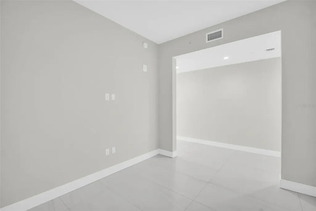 275 1st Avenue S St Petersburg FL 33701