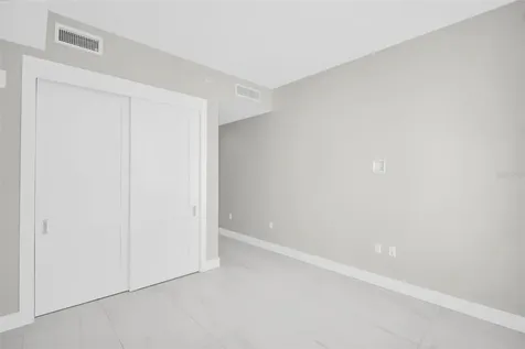 275 1st Avenue S St Petersburg FL 33701
