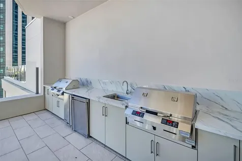 275 1st Avenue S St Petersburg FL 33701