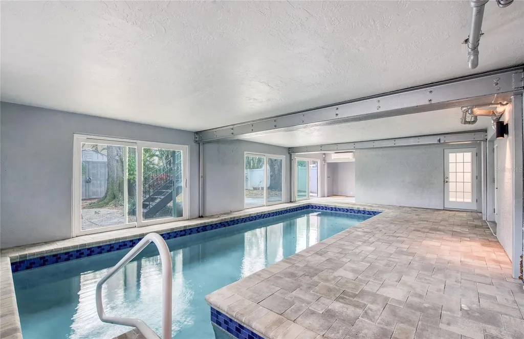 6408 7th Avenue N St Petersburg FL 33710