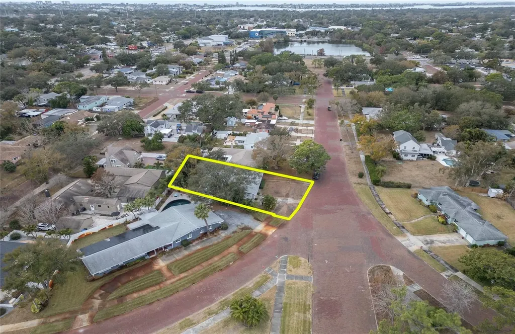 6408 7th Avenue N St Petersburg FL 33710
