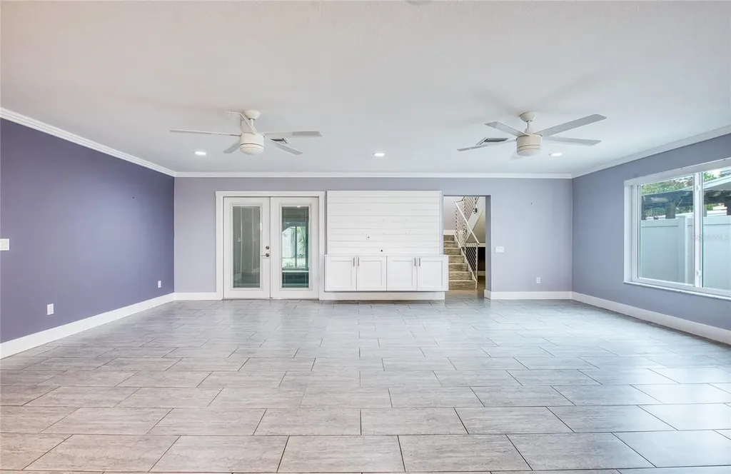 6408 7th Avenue N St Petersburg FL 33710