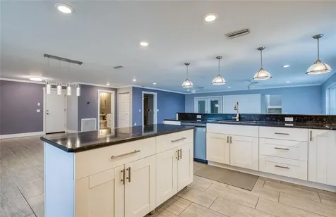 6408 7th Avenue N St Petersburg FL 33710