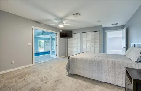 6408 7th Avenue N St Petersburg FL 33710
