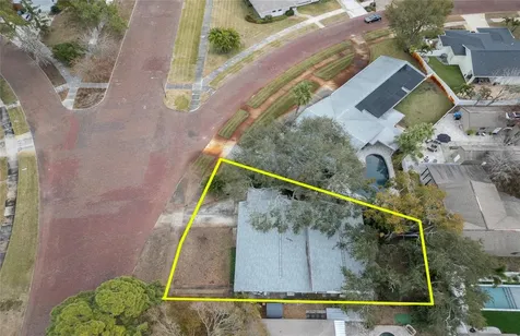 6408 7th Avenue N St Petersburg FL 33710
