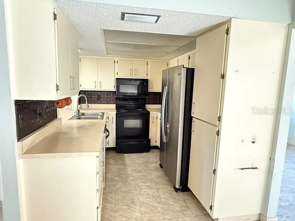 13017 Club Drive Hudson FL 34667
