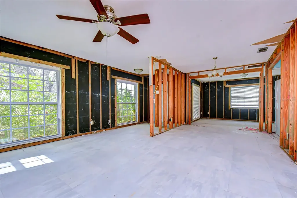 615 E Davis Boulevard Tampa FL 33606