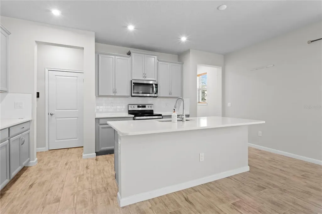 8519 Primrose Willow Place Odessa FL 33556