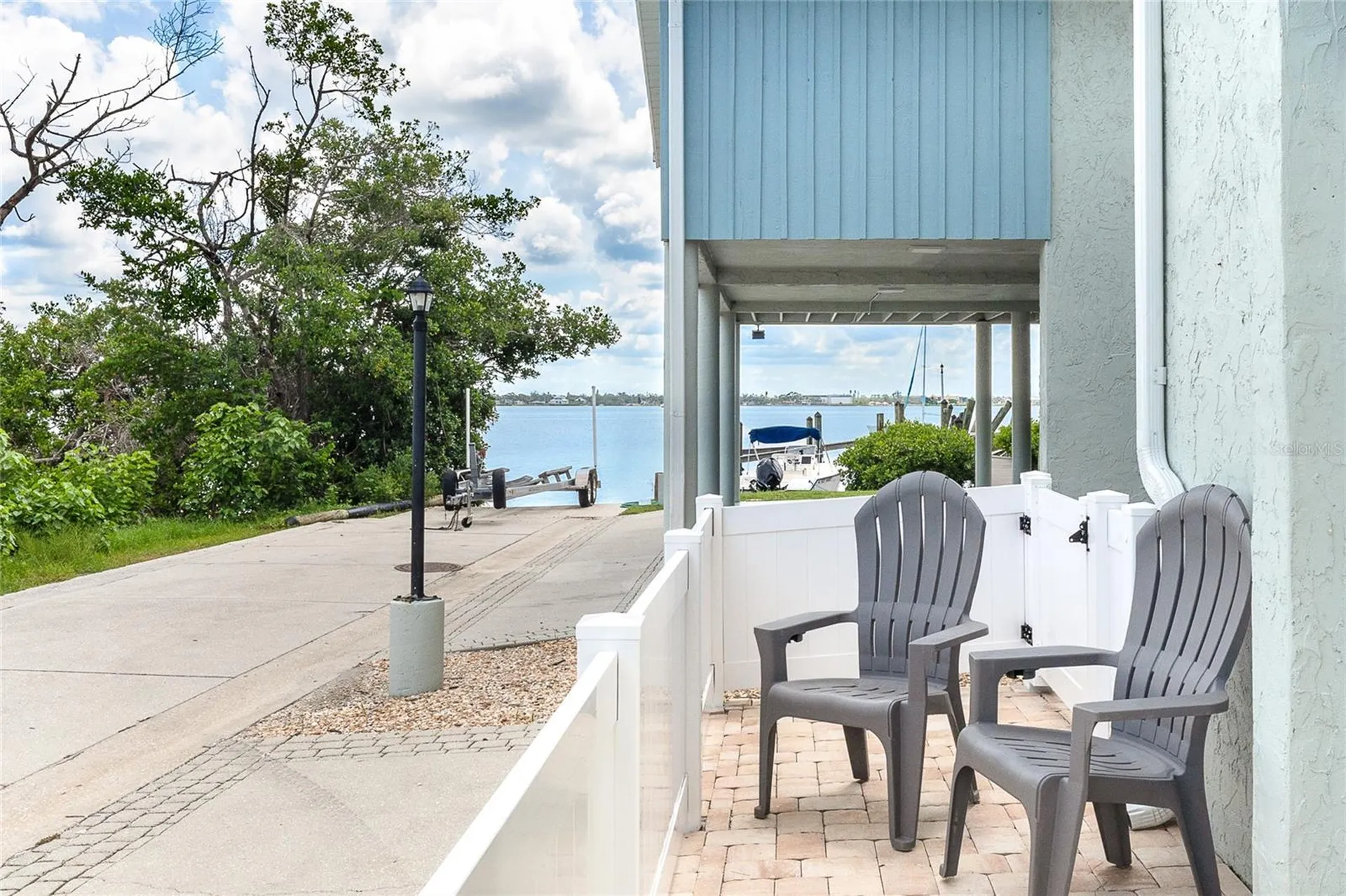 6005 N Beach Road Englewood FL 34223