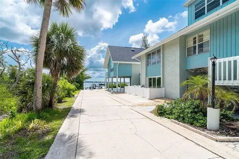 6005 N Beach Road Englewood FL 34223